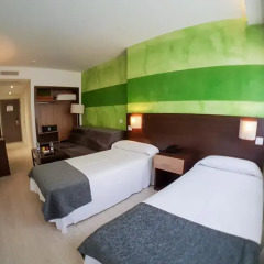 Apart-Hotel Serrano Recoletos сейф в номере