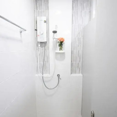 My Thai Hostel Стандартный номер фото 17