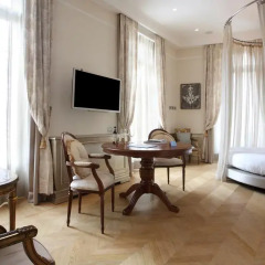 Отель Château Monfort 5* Улучшенный номер с различными типами кроватей фото 4
