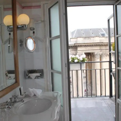 Отель Hôtel Des Grands Hommes 3* Стандартный номер с различными типами кроватей фото 6