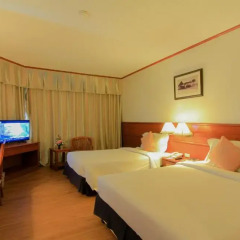 Royal Phuket City Hotel 4* Номер Делюкс фото 4