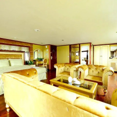 Отель Golden Cruise 9 в номере