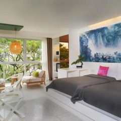Sino House Phuket Hotel 3* Улучшенный номер с различными типами кроватей фото 15