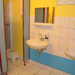 Отель Backpackers Düsseldorf Стандартный номер с 2 отдельными кроватями (общая ванная комната) фото 4