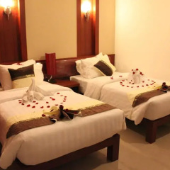 Отель Patong Hemingways 4* Улучшенный номер фото 14