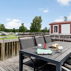 Отель First Camp Karlstad Швеция, Карлстад - отзывы, цены и фото номеров - забронировать отель First Camp Karlstad онлайн балкон