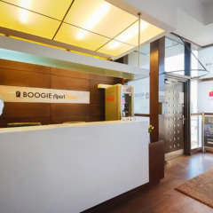 Отель Boogie Aparthouse Old Town интерьер отеля
