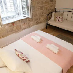 Отель Split Old Town Suites Студия с различными типами кроватей фото 4