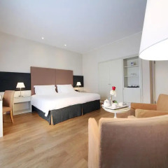 National Hotel 4* Номер Делюкс двуспальная кровать фото 2
