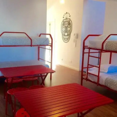 Metro Hostel Lisbon Кровать в общем номере фото 2