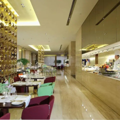 Отель Pangu 7 Star Hotel Beijing Китай, Пекин - 2 отзыва об отеле, цены и фото номеров - забронировать отель Pangu 7 Star Hotel Beijing онлайн питание фото 3