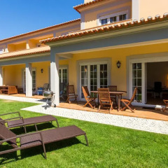Отель Praia del Rey Holiday House