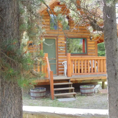 Отель Timberwolf Lodge-B&B