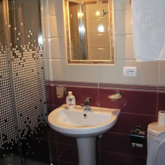 Отель Osumi Hotel Албания, Берат - отзывы, цены и фото номеров - забронировать отель Osumi Hotel онлайн ванная