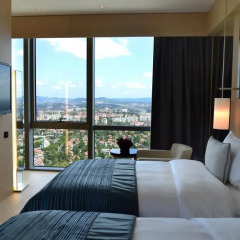 Отель Wyndham Grand Istanbul Levent 5* Номер Делюкс с двуспальной кроватью фото 6
