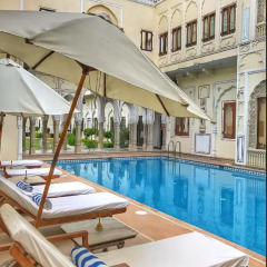Отель The Raj Palace (Small Luxury Hotels of the World) бассейн фото 2