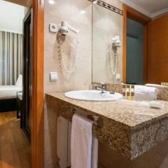 Hotel Exe Cristal Palace 4* Стандартный номер с различными типами кроватей фото 19