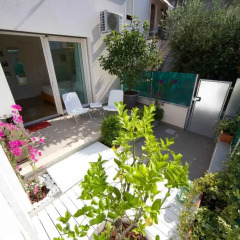 Отель B&B Villa Pini Чивитанова-Марке спа