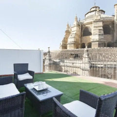 Habitat Suites Gran Vía 17 Hotel спортивное сооружение