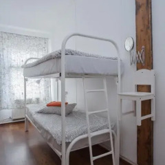 Hostel Peter and the Wolf Стандартный номер с двухъярусной кроватью фото 4