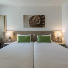 Отель AX ¦ Seashells Resort at Suncrest 4* Номер категории Эконом с различными типами кроватей фото 2