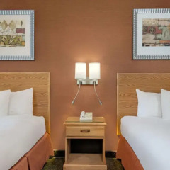 Отель Days Inn by Wyndham Columbus Fairgrounds 2* Стандартный номер с 2 отдельными кроватями фото 4