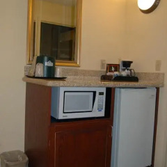 Отель Country Inn & Suites Queensbury 3* Стандартный номер с различными типами кроватей фото 5