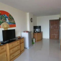 Апартаменты View Talay 1b Serviced Apartments Паттайя комната для гостей фото 2