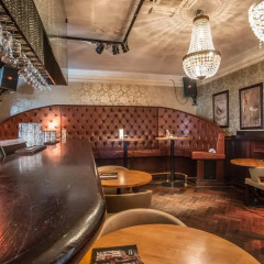 Отель Amadore Stadshotel Goes гостиничный бар