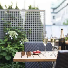 Berns Hotel 4* Улучшенный номер с различными типами кроватей фото 7