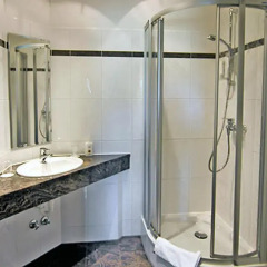 Entrée Hotel Glinde 3* Стандартный номер с 2 отдельными кроватями (общая ванная комната) фото 14