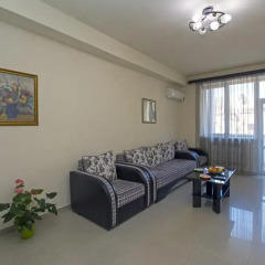 Апартаменты FlatsInYerevan - Apartments at Aram Street (New Building) комната для гостей фото 2