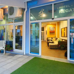 Отель Family Hotel Regata Болгария, Поморие - отзывы, цены и фото номеров - забронировать отель Family Hotel Regata онлайн вид на фасад фото 3