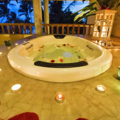 Отель Villa Saffron Hikkaduwa бассейн фото 2