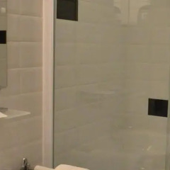 Отель Hôtel Le Canter Сомюр ванная