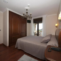 Отель Pensión Residencia A Cruzán - Adults Only 3* Стандартный номер с различными типами кроватей фото 4