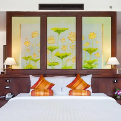 Отель Alpina Phuket Nalina Resort & Spa 4* Улучшенный номер с двуспальной кроватью фото 7