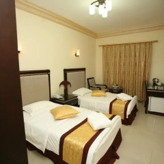 Cedar Hotel 3* Стандартный номер с 2 отдельными кроватями фото 2