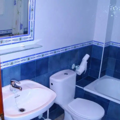 Отель Hostal Sonrisa del Mar Стандартный семейный номер с двуспальной кроватью фото 13