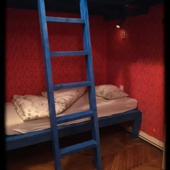 Baroque Hostel Кровать в общем номере фото 4