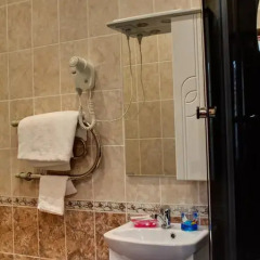 Гостиница Суворовская 2* Улучшенный номер с двуспальной кроватью фото 7