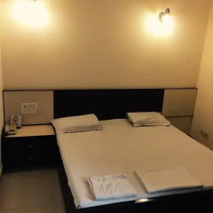 Vivek Hotel 3* Стандартный номер с различными типами кроватей фото 6