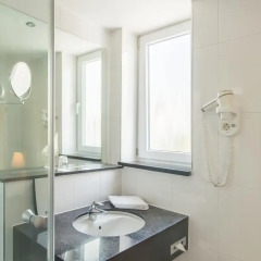 Отель Ramada by Wyndham München Airport 3* Стандартный номер разные типы кроватей фото 2