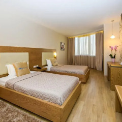 Sky Hotel 4* Стандартный номер с 2 отдельными кроватями фото 6