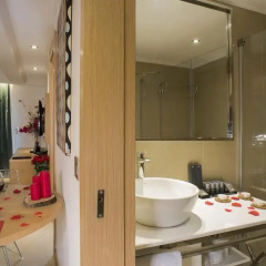 JDW Design Hotel 3* Стандартный номер с различными типами кроватей фото 11