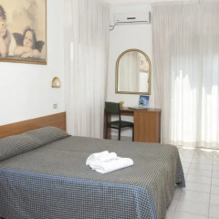 Hotel Nizza 2* Стандартный номер с двуспальной кроватью фото 13