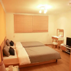 Moon Hostel Стандартный номер с 2 отдельными кроватями