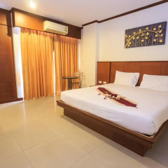 Sharaya Patong Hotel 3* Стандартный семейный номер с двуспальной кроватью фото 5