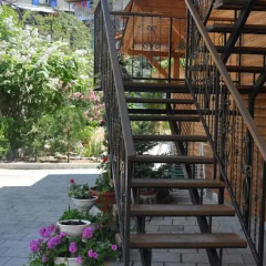 Гостиница Espaniola Hotel в Солнечногорском отзывы, цены и фото номеров - забронировать гостиницу Espaniola Hotel онлайн Солнечногорское парковка