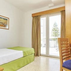 Universal Hotel Bikini 3* Стандартный номер с различными типами кроватей